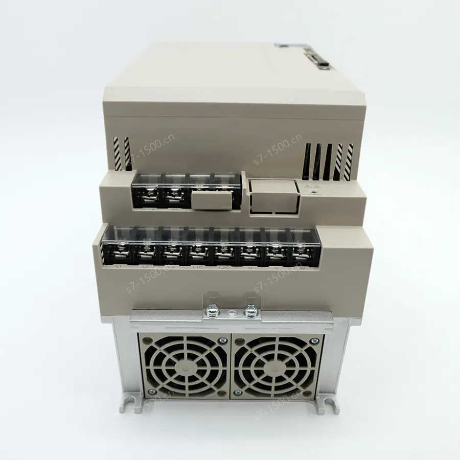 Brand New and Genuine with Good Quality Brake Control Board YASKAWA SGD7S-470A00B202 for Industrial Machine