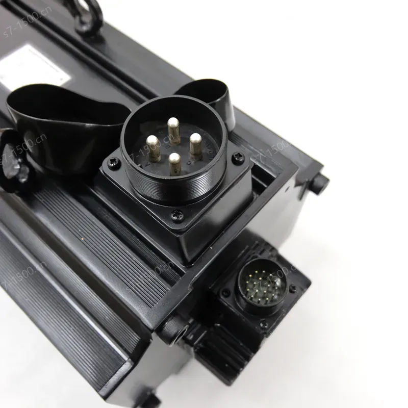 Brand New and Genuine with Good Quality YASKAWA SERVO MOTOR SGMGH-1AACA61 for Industrial Machine