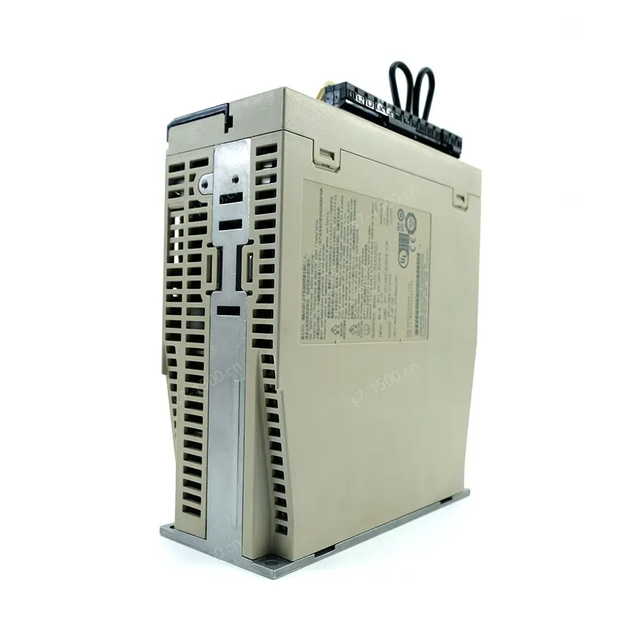 Brand New and Genuine with Good Quality Brake Control Board YASKAWA SGD7S-7R6A00A002 for Industrial Machine